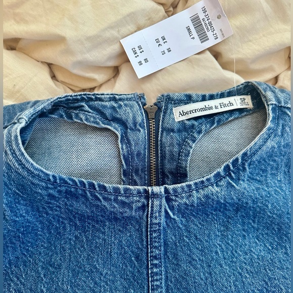Abercrombie & Fitch Denim Shift Mini Dress | Back Zip | Size Small - Picture 2 of 7